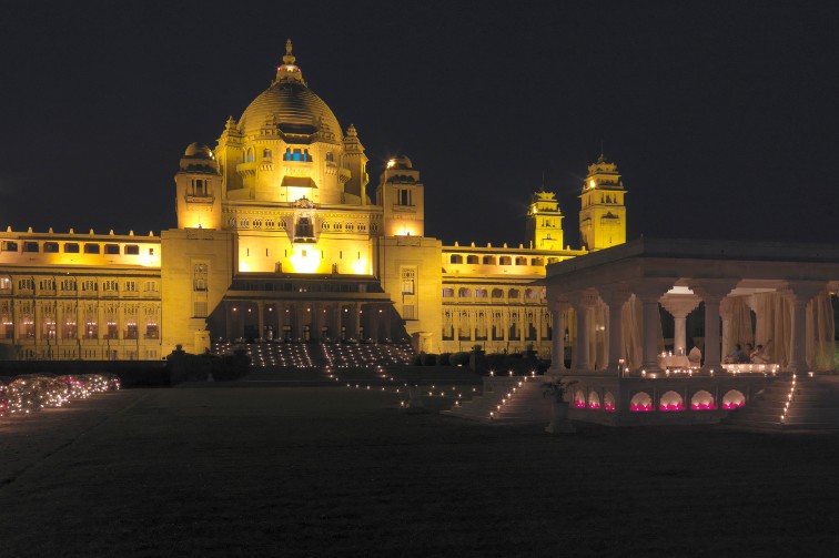 FACADE LIGHTS