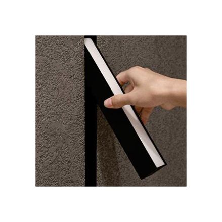 Magnetic Linear Diffused Light 